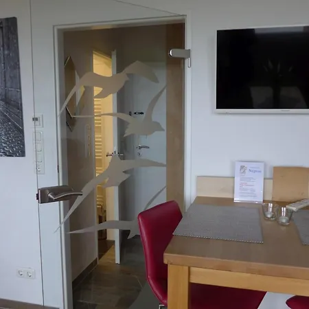 Tief 10 Neptun Mit Internet 607 * Schillig